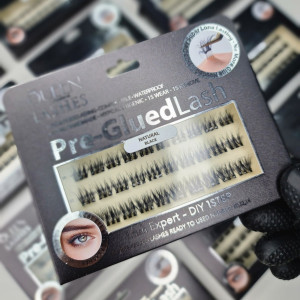Queen Natural Pre-Glue Lashes  - 1