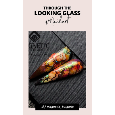 Trough The Looking Glass колекция от гел лакове